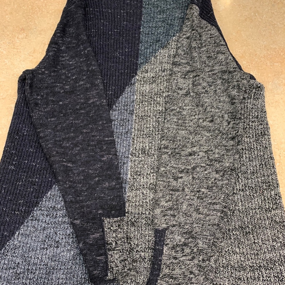 Fun Casual Sweater - image 8